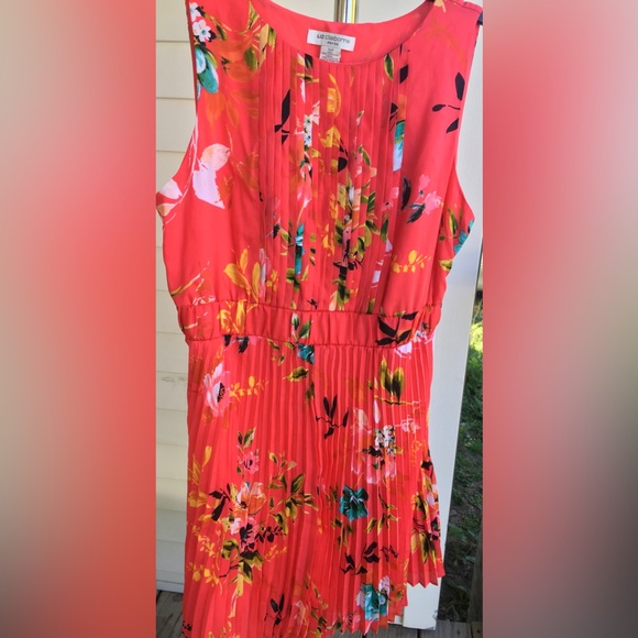 Pretty in Peach- Floral Print Dress By Liz Claiborne Sz 12p - Picture 1 of 8